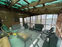 The Cuyuna "Retro Retreat" Family Lake Home