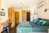 Maison de Plage Avec Piscine sur Spot de Surf Hotels in Los Pargos