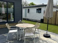 Nice and new cozy furnished chalet for 4 people, 800 meters from the beach. Hotels in Petten