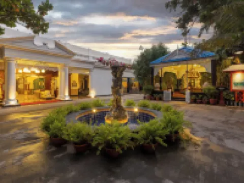 เมย์แฟร์ ปาล์มบีช รีสอร์ต โรงแรมในGopalpur