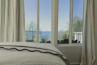 Waterview Rabbit Hill Cottage w/hot tub.