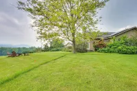 Luxury Vacation Rental in the Berkshires! - parking