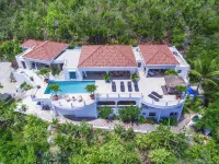 Luxury Villa! Highest Guest Ratings on Island!  Discounted Summer Rates! Hotels in Guana Bay