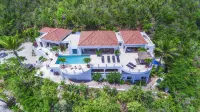 Luxury Villa! Resort Amenities, Stunning Views, Beach Access! Generator