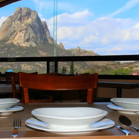 Hotel Villa Bernal