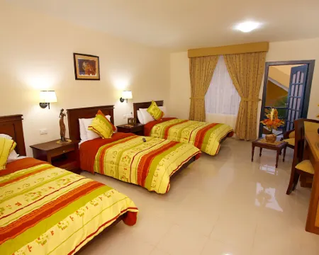 Hotel Club del Sol Hoteles en Atacames