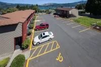 Riverview Lodge - Parkering