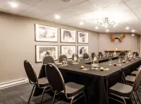 Hôtel & Cie فنادق في Sainte-Anne-des-Monts