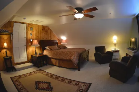 Hyde Away Inn Отели в г. Фейстон