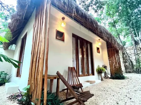 Lodge Tzunum Jade Отели рядом с достопримечательностью «Астрономическая обсерватория Коба»