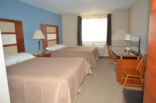 Rock Creek Hotel - Motels