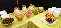 Hotel Montecarlo - Piscina & Desayuno Buffet Incluido - breakfast