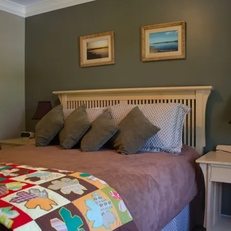 Genelle House B&B Guest House