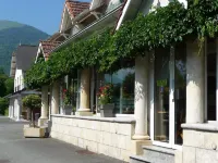 Logis l'Ayguelade Hotels in Bielle