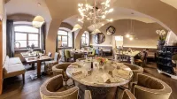 Hotel Gasthof Fischer - parking