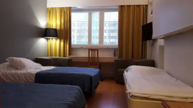 薩沃尼亞經濟酒店