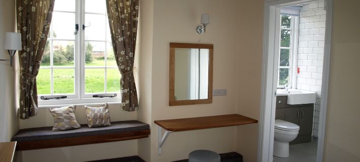Red Lion Hotels in East Devon District