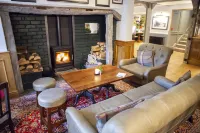 The Bell Alderminster Hotels in Whitchurch