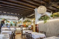 فندق كازابلانكا فنادق في ألمونيكار