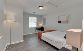 Stylish 3Br 3BA Colonial House by CozySuites