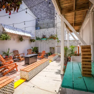 Dry Dock Inn