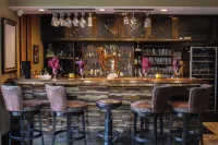 Symphony Hotel & Restaurant