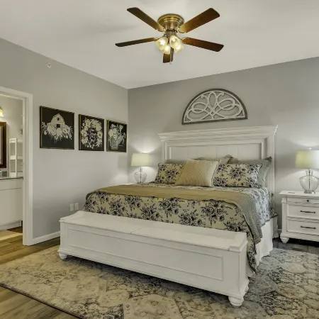Sunset Bunker 3 Bedroom Condo by RedAwning