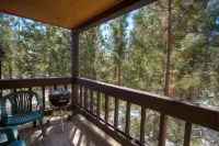 레드어닝의 알파인 게트어웨이 3베드룸 홈