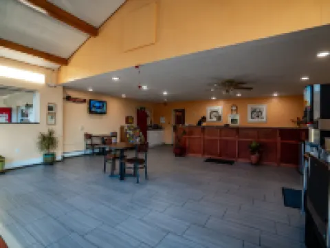 Mahoning Inn Hotels in Lehighton