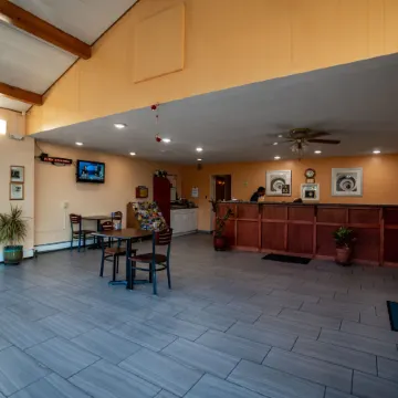 Mahoning Inn