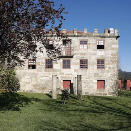 Paco de Pombeiro - Turismo de Habitacao