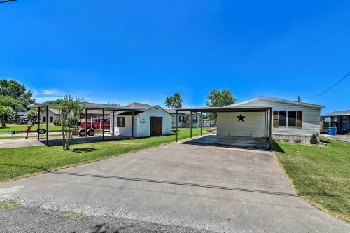 Lakefront Granbury Home, Boat Dock on-Site! - Hot Tub