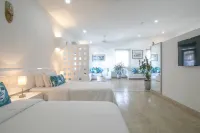 El Cactus Luxury Apartments in Historic Center