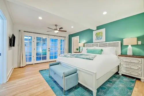 1185 タマラック 4 ベッドルームホーム バイ レッドアウニング