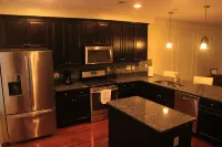 Immaculate 4Br house near BWI & MD Live!
