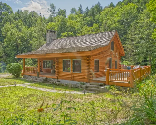 Cozy Vermont Log Cabin Near Okemo & Killington ~ the Perfect Snowy Getaway Hotéis em Cavendish
