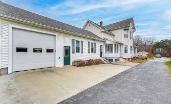 Ski, Hike & Fish: Modern Rutland Home