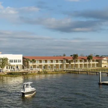 Marker 8 Hotel and Marina