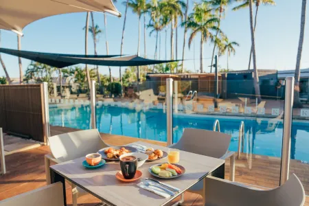 Karratha International Hotel Отели в г. Милларс Уэлл