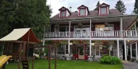 Motel des Pays d'En Haut Hotels in Val-David