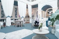 Parc Royale Suites Hotel