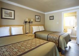 Green Gables Motel & Suites