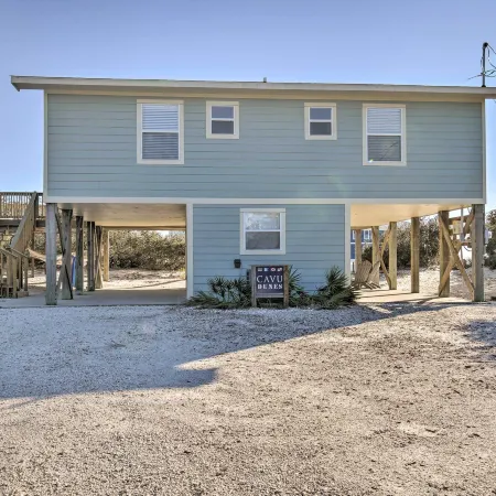 Gulf Shores Rental w/ Large Porch - Beach View!