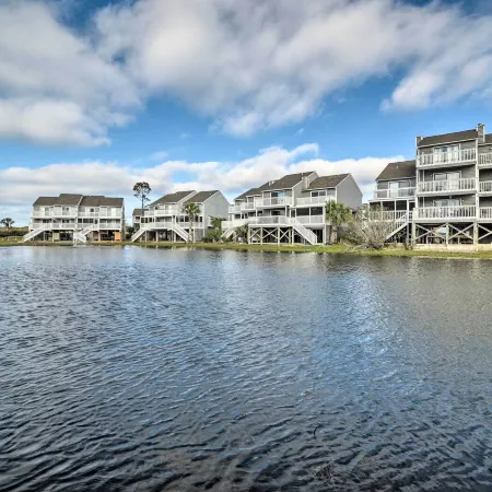 Cape San Blas Gem: Walk to Beach & Pool!