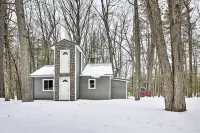 Remote Michigan Retreat on 10 Acres w/ Grill! - 2-Star