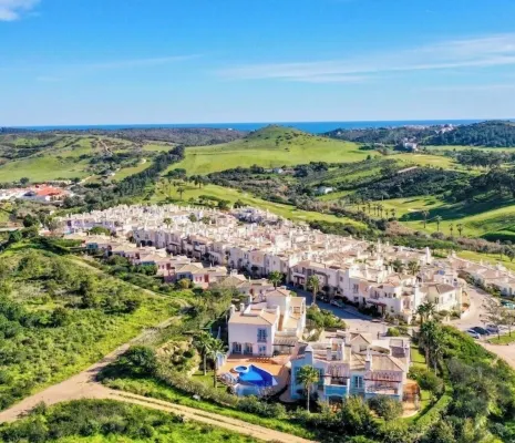 Casa da Luz 9, golf View townhouse Hotels in Budens