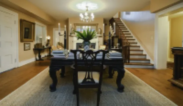 Choctaw Hall Bed & Breakfast
