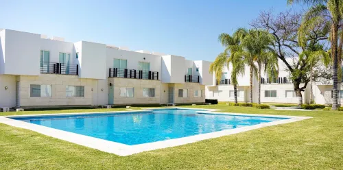 Modern House in Yautepec