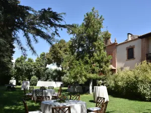 Hotel Caserío de Lobones