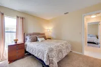 Sunny Florida Escape with Patio Near Disney World! - 3-Star